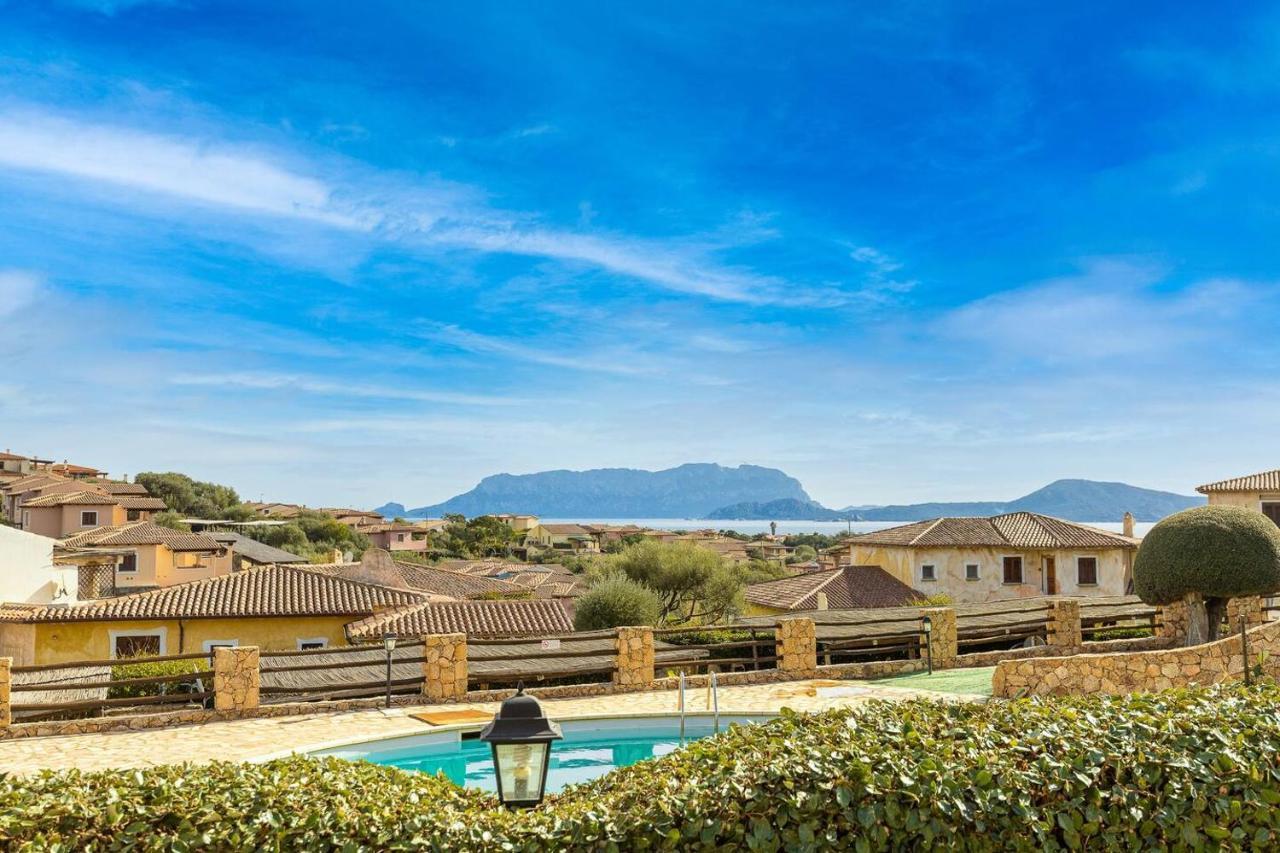 אולביה Casa Vacanze Lo Squalo מראה חיצוני תמונה